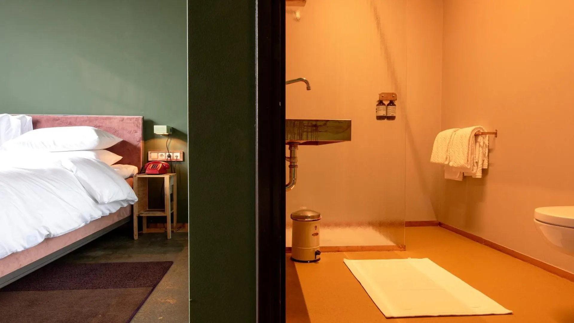 Hotel Piet Hein Eek Eindhoven