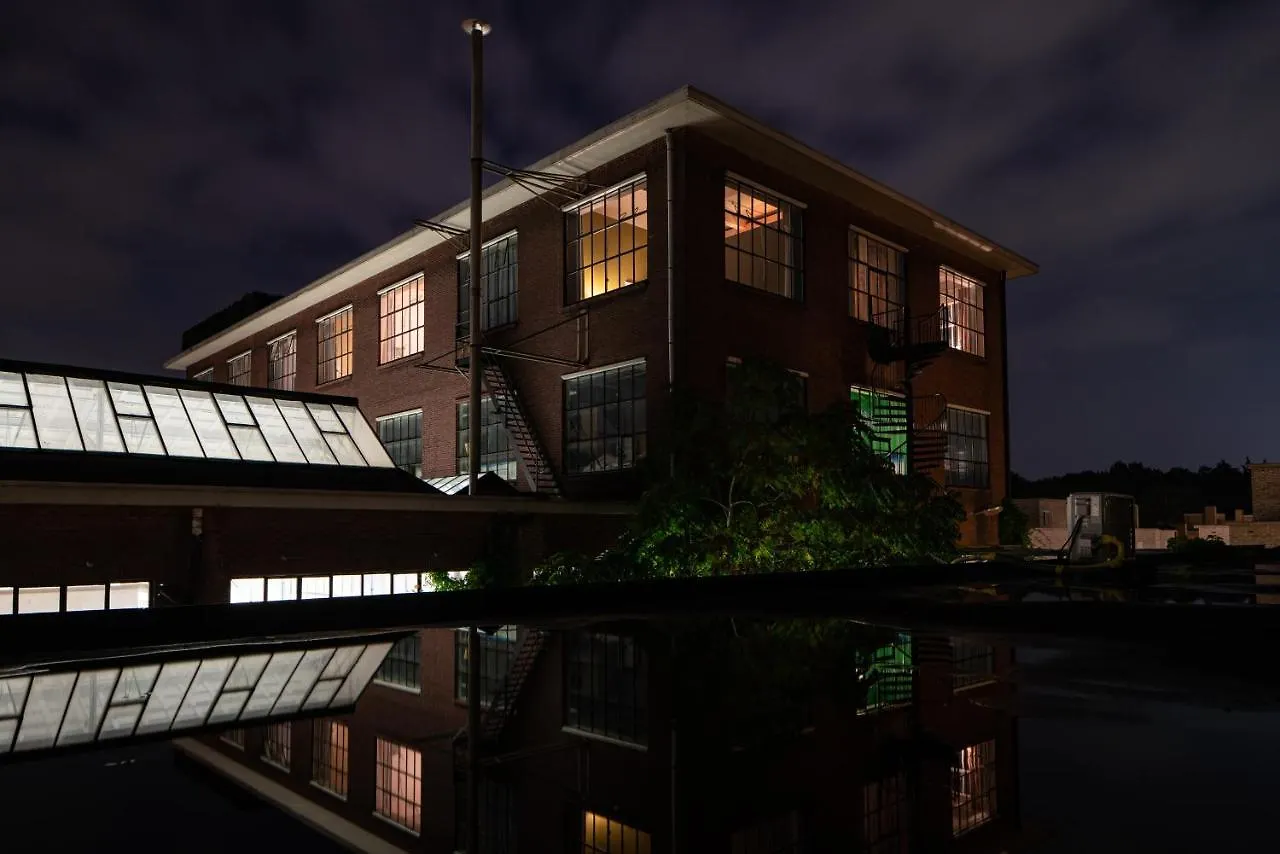 Hotel Piet Hein Eek Eindhoven 0*,  Pays-Bas