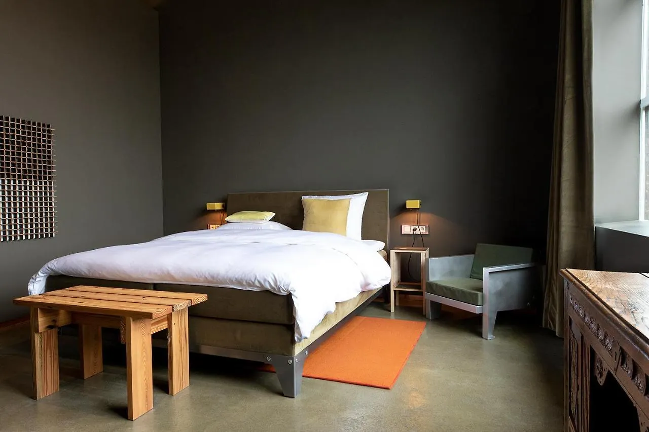 Hotel Piet Hein Eek Eindhoven 0*,